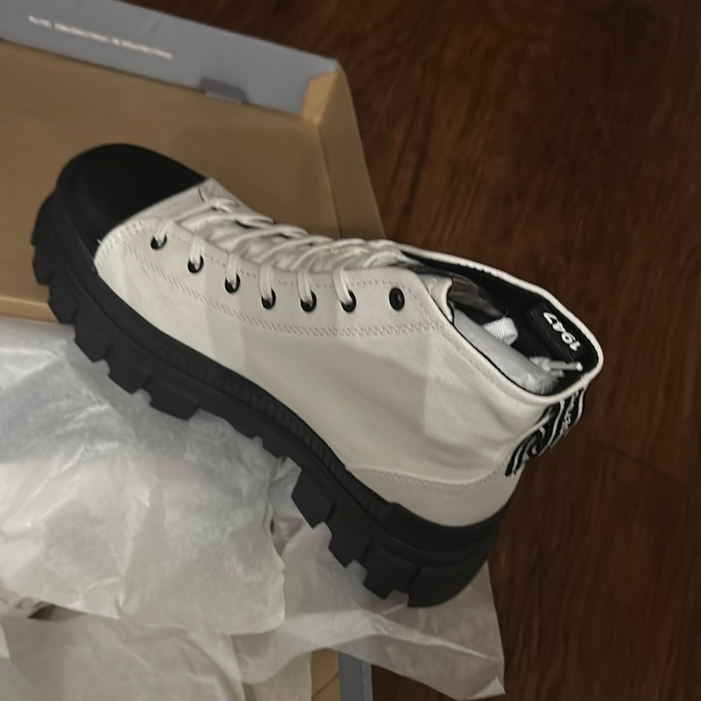 Palladium Revolt Hi TX Star White Platform Shoes - Picture 2 of 3
